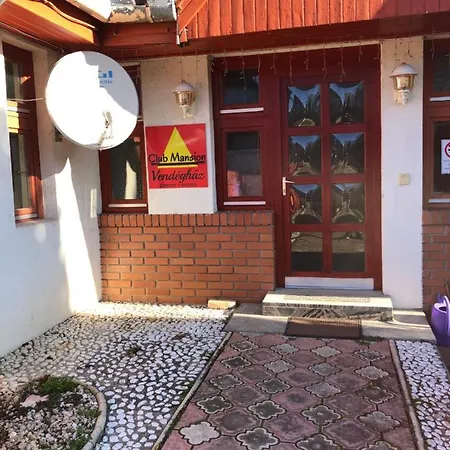 Apartment Club Mansion Vendeghaz -siofok Sagvar