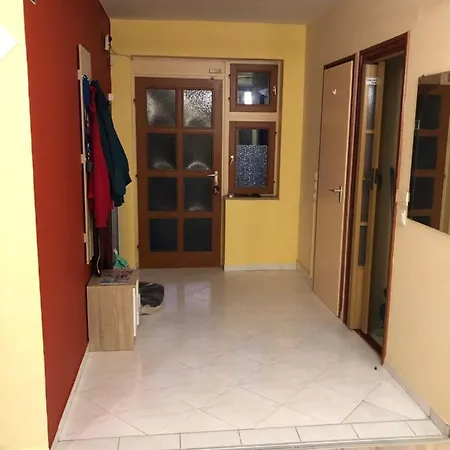 Club Mansion Vendeghaz -siofok Sagvar